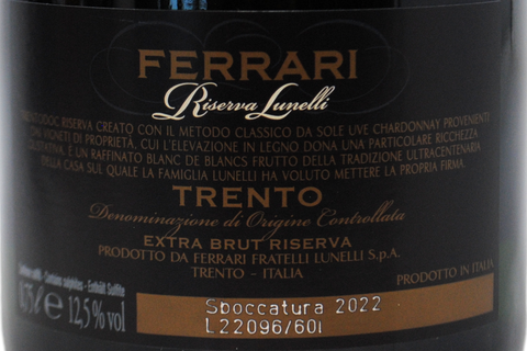 TRENTO DOC EXTRA BRUT "RISERVA LUNELLI" 2015 - FERRARI