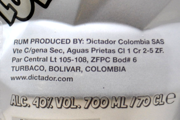 RUM 'GAME CHANGER WHITE & SILVER' DICTADOR