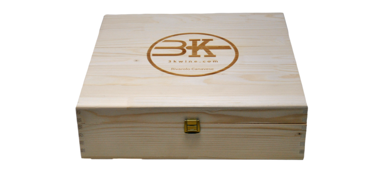 TASTING BOX LIMITED EDITION "3K WINE BEST SELLERS 2024" - 4 BOTTIGLIE + CASSETTA DI LEGNO OMAGGIO